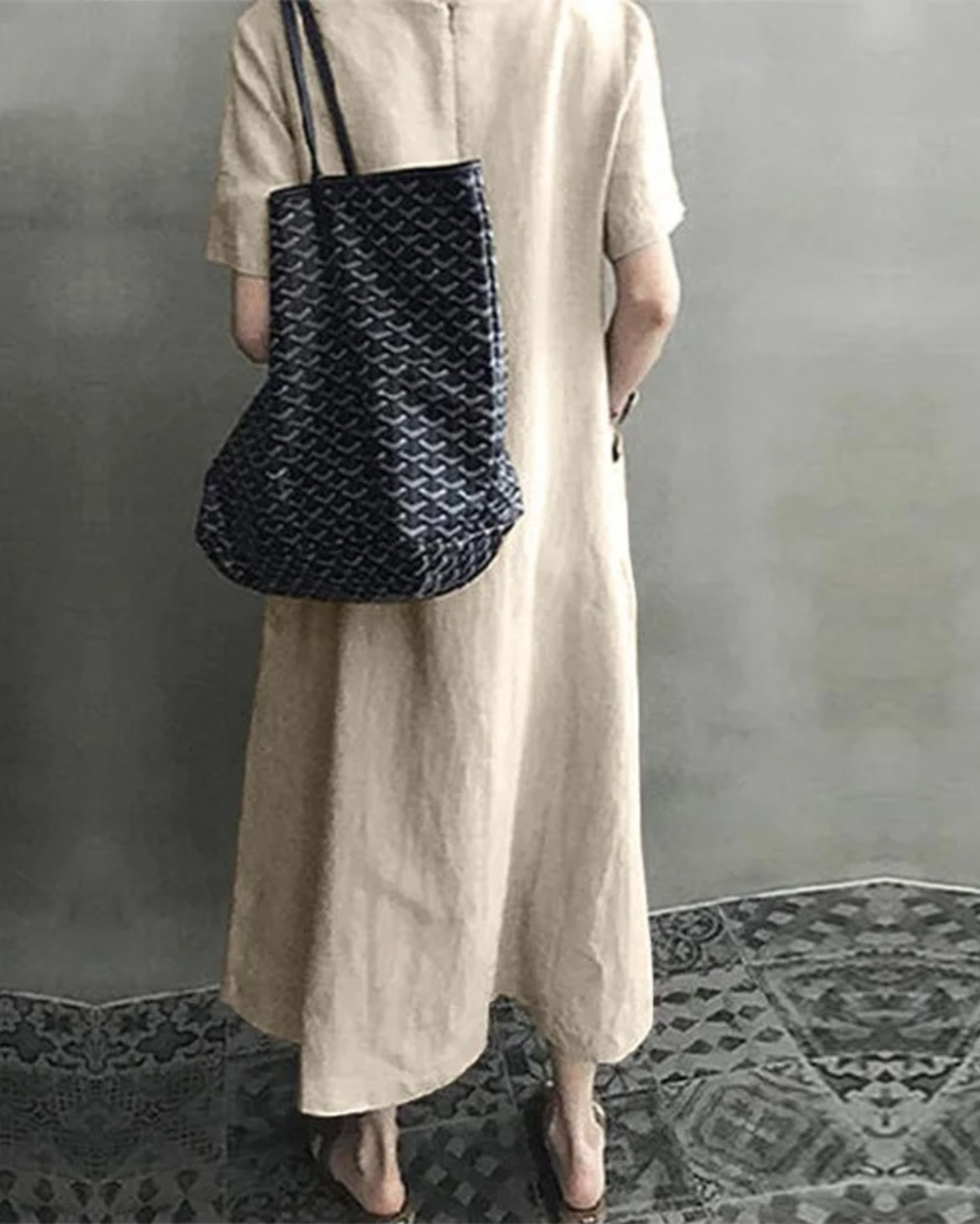 Dzara – Slanke Comfortabele Linnen Jurk met V-Hals – Dames Zomerjurk tot 5XL